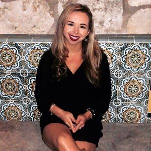 Meet your Posher, Nyia